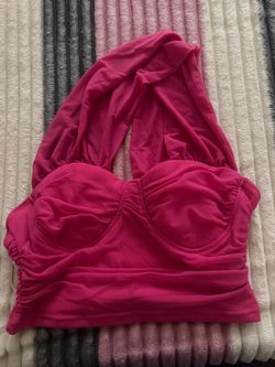 pink top