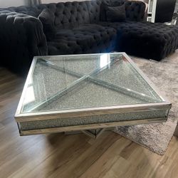 CENTER TABLE FOR SALE 