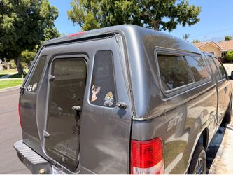 Truck cover