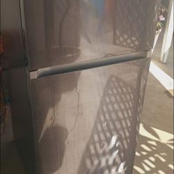 Samsung Refrigerator 