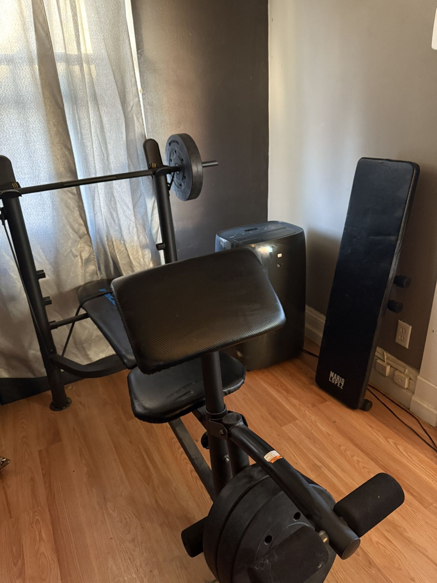 Weight Bench