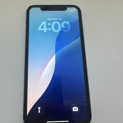 iPhone 11 unlocked 64 GB