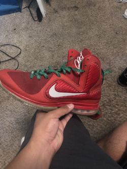 LeBron 9 Christmas Size 10