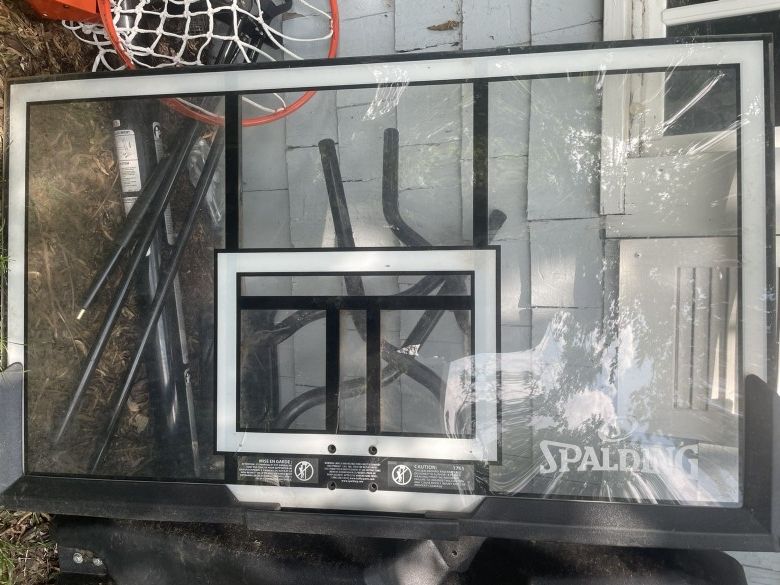 Spalding Basketball Hoop