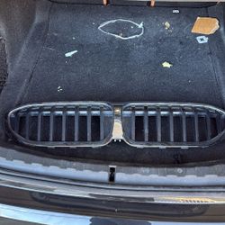 2019-2022 OEM BMW 330i Grille