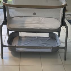Maxi Cosi Baby Bassinet