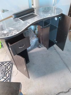 Nail Desk & More