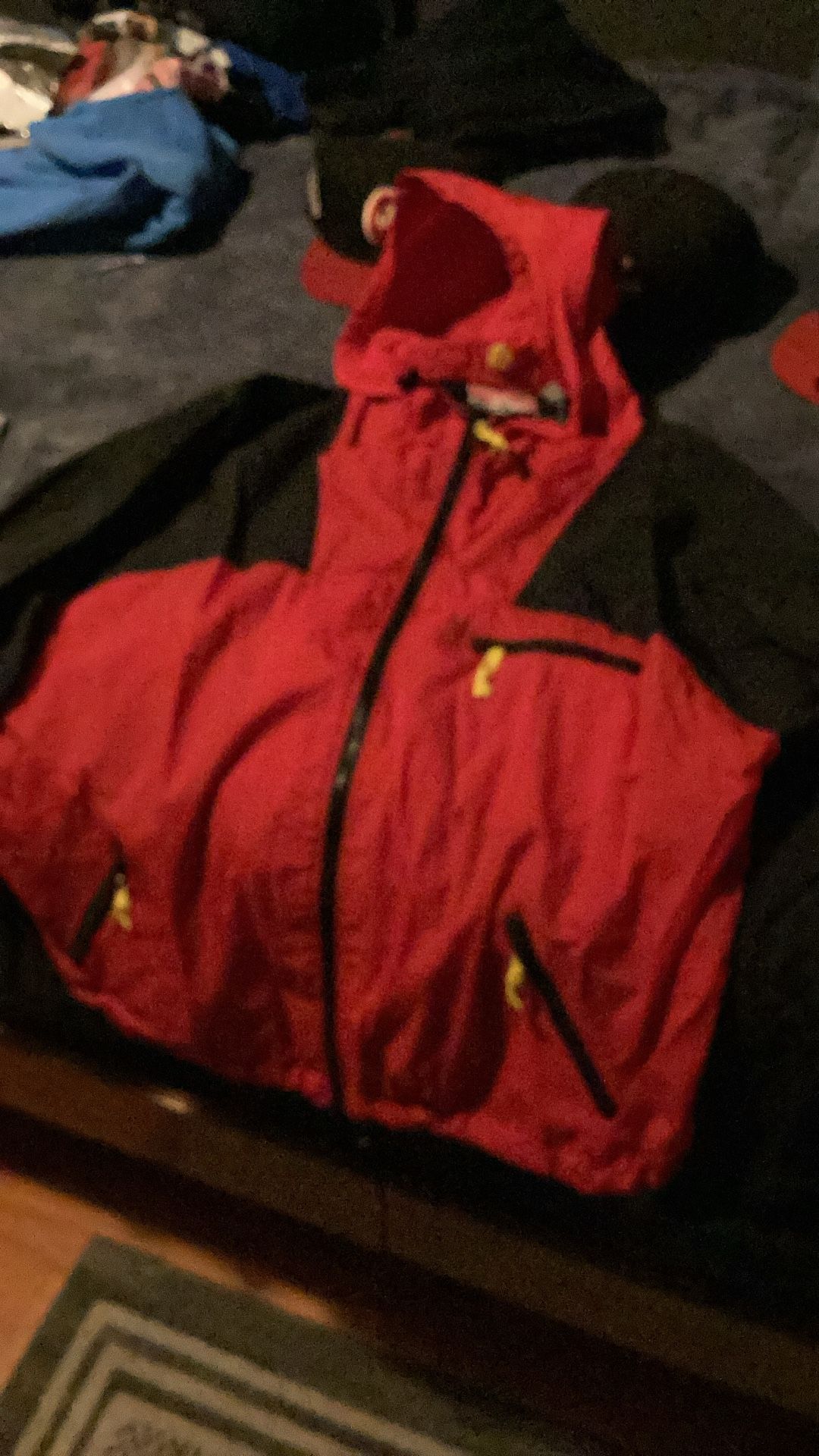 MARLBORO Jacket Vintage Mens Size Xl Red Black Windbreaker Adventure Team Hooded Used Good Condition