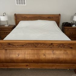 Oak King Sleigh Bed Set 