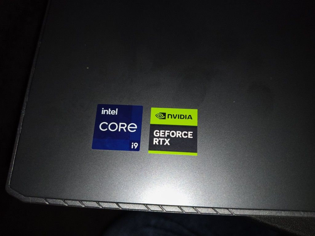 MSI VECTOR 17 Gaming Laptop