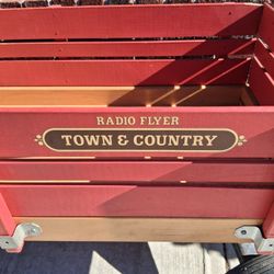 Radio Flyer Town &country Wood