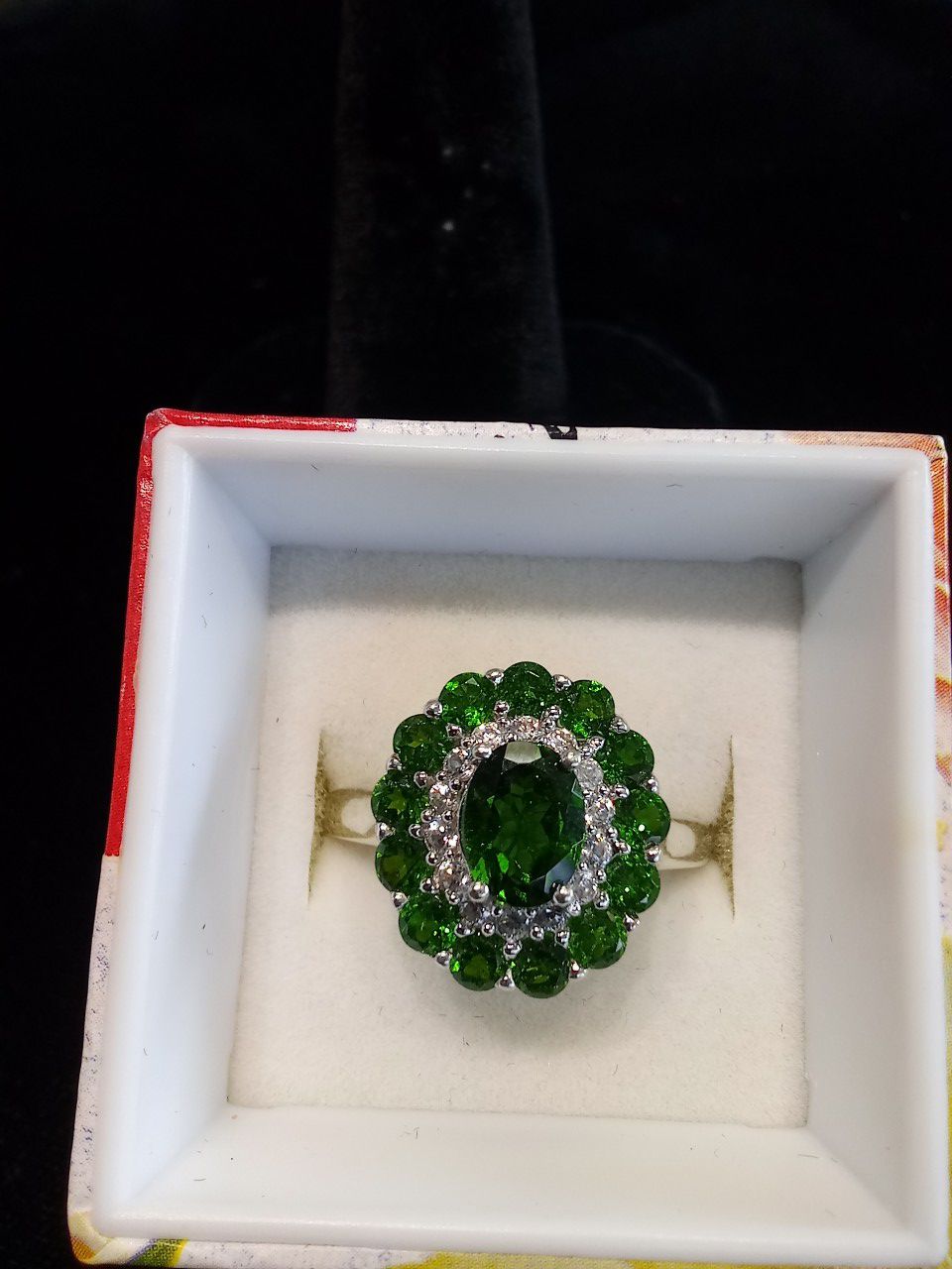 Silver green/cz ring