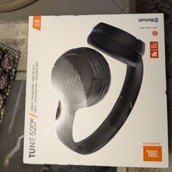 JBL TUNE 520 BT HEADPHONES