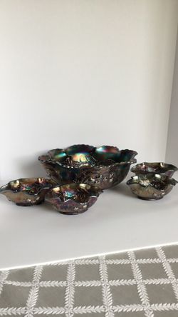 Beautiful Antique Carnival Glass Berry Set Perfect For Christmas Large Oval serving Bowl With 4 Small Bowls Dugan Glass Co Wreathed Cherry 5 Pc Set