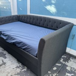 Daybed