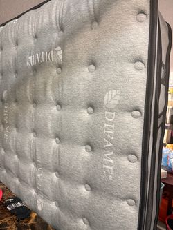 King size mattress New