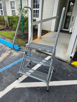 ULINE 3 Step Ladder with wheels