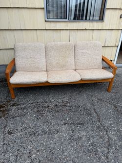 Teak DScan couch