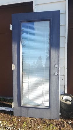 Door with jam