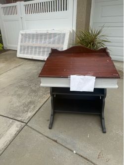 FREE Desk and Box Springs