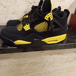  Jordan Size 11 With Box