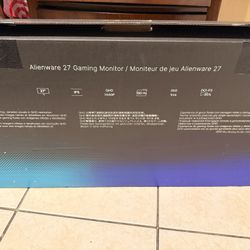 Selling an Alienware AW2725DM 27-inch gaming monitor