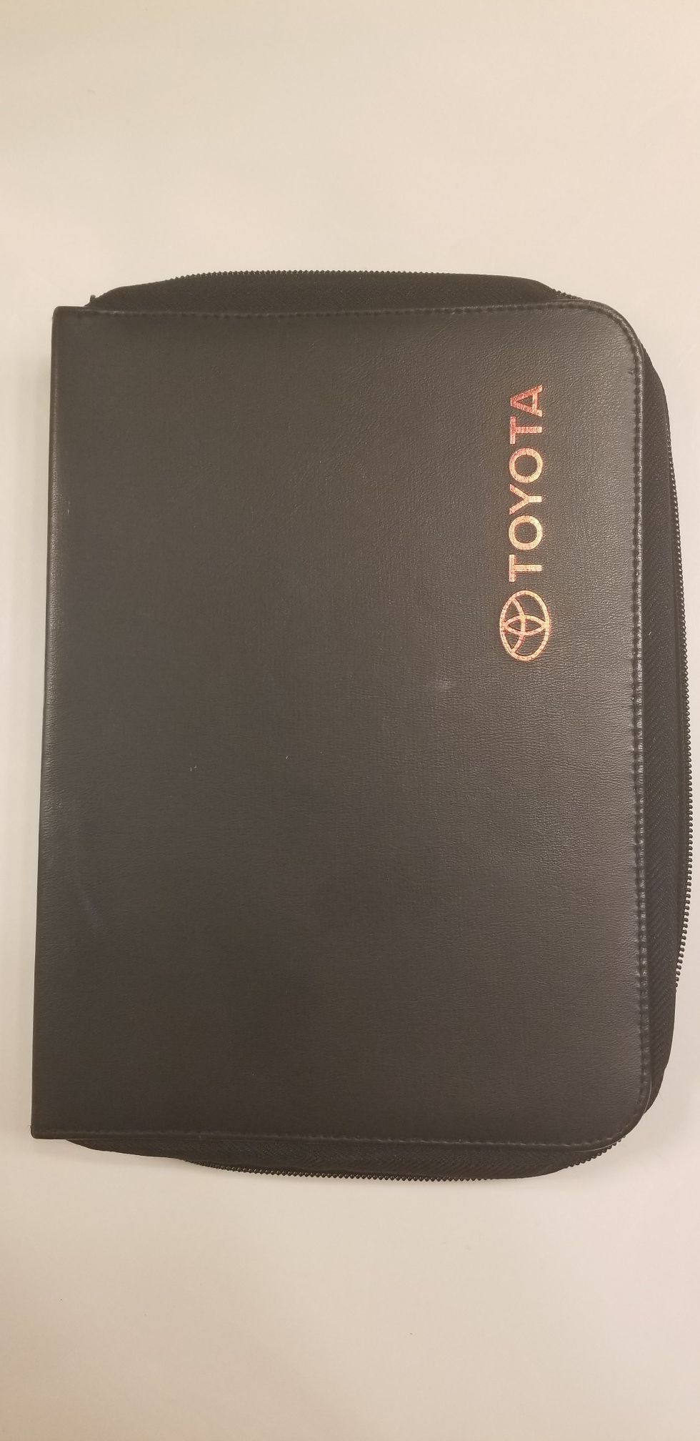 Genuine toyota folder sleeve