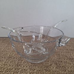 CAMBRIDGE "PRISTINE" DIVIDED GLASS MAYONNAISE DISH WITH TWO SERVING SPOONS