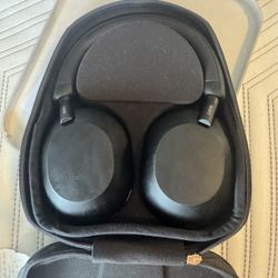 Sony XM-5 Bluetooth Headphone