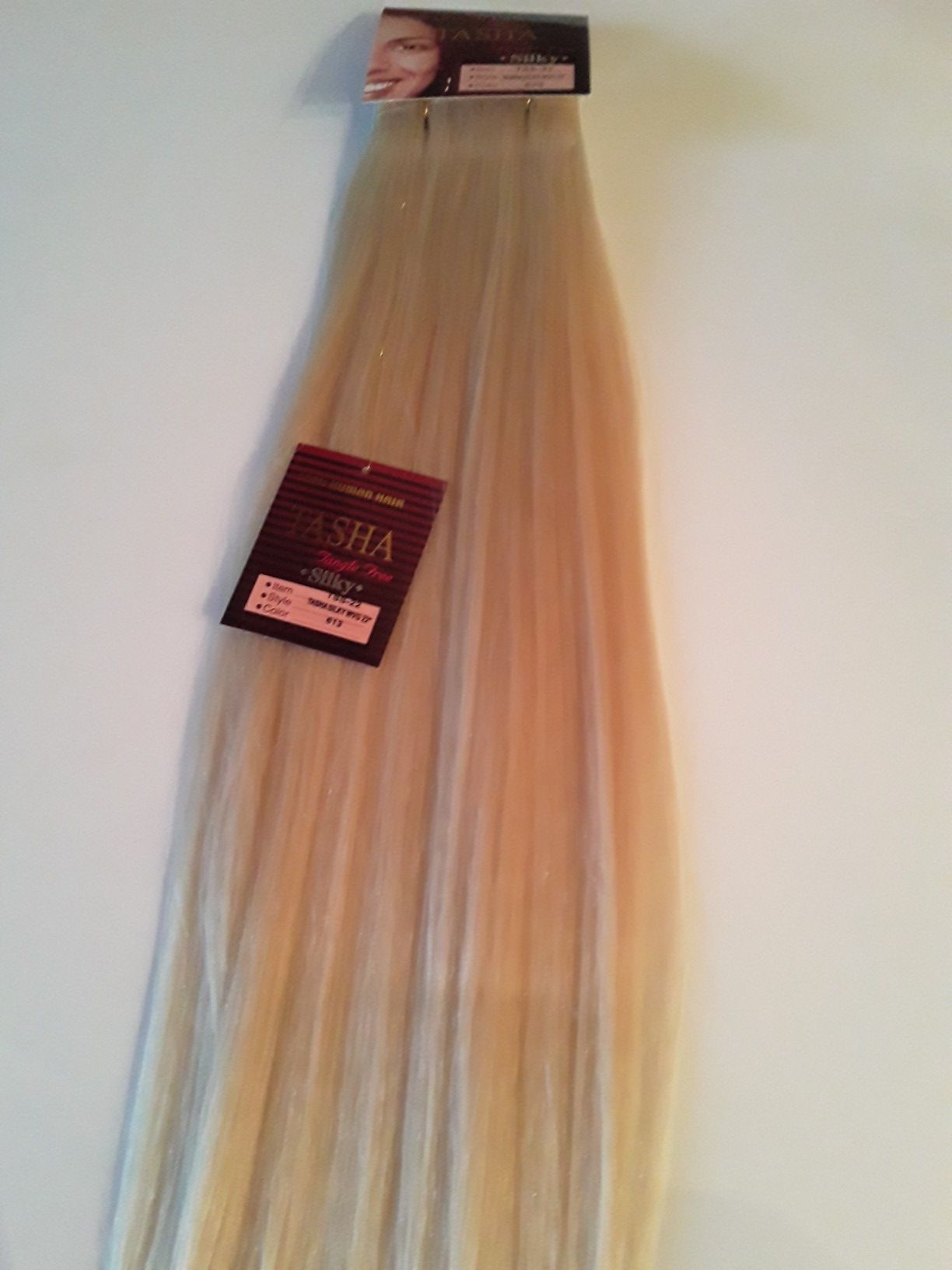 22 inches Weft Human Hair Extensions ( blonde #613 )