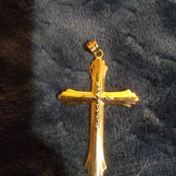 10k Gold Cross Pendant