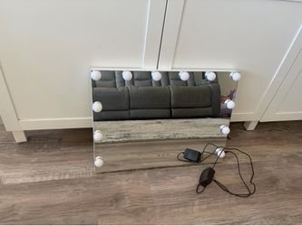 LED vanity mirror