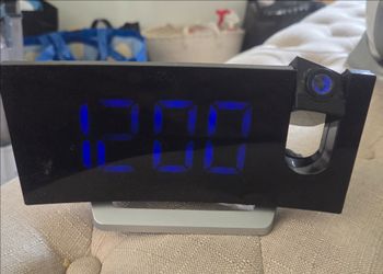 MPOW HM353A Curved LED Digital Projection Alarm Clock w/ FM Radio (Blue LED)