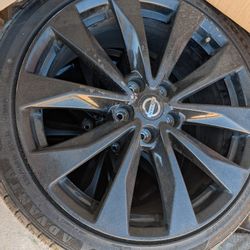 19" Nissan Wheels