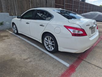 2009 Nissan Maxima