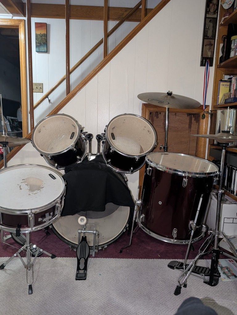 Used Drum Set