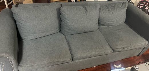 Pull out bed couch