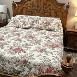 Bedroom king size 5 pieces + mattress