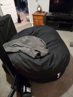 Oversized bean bag