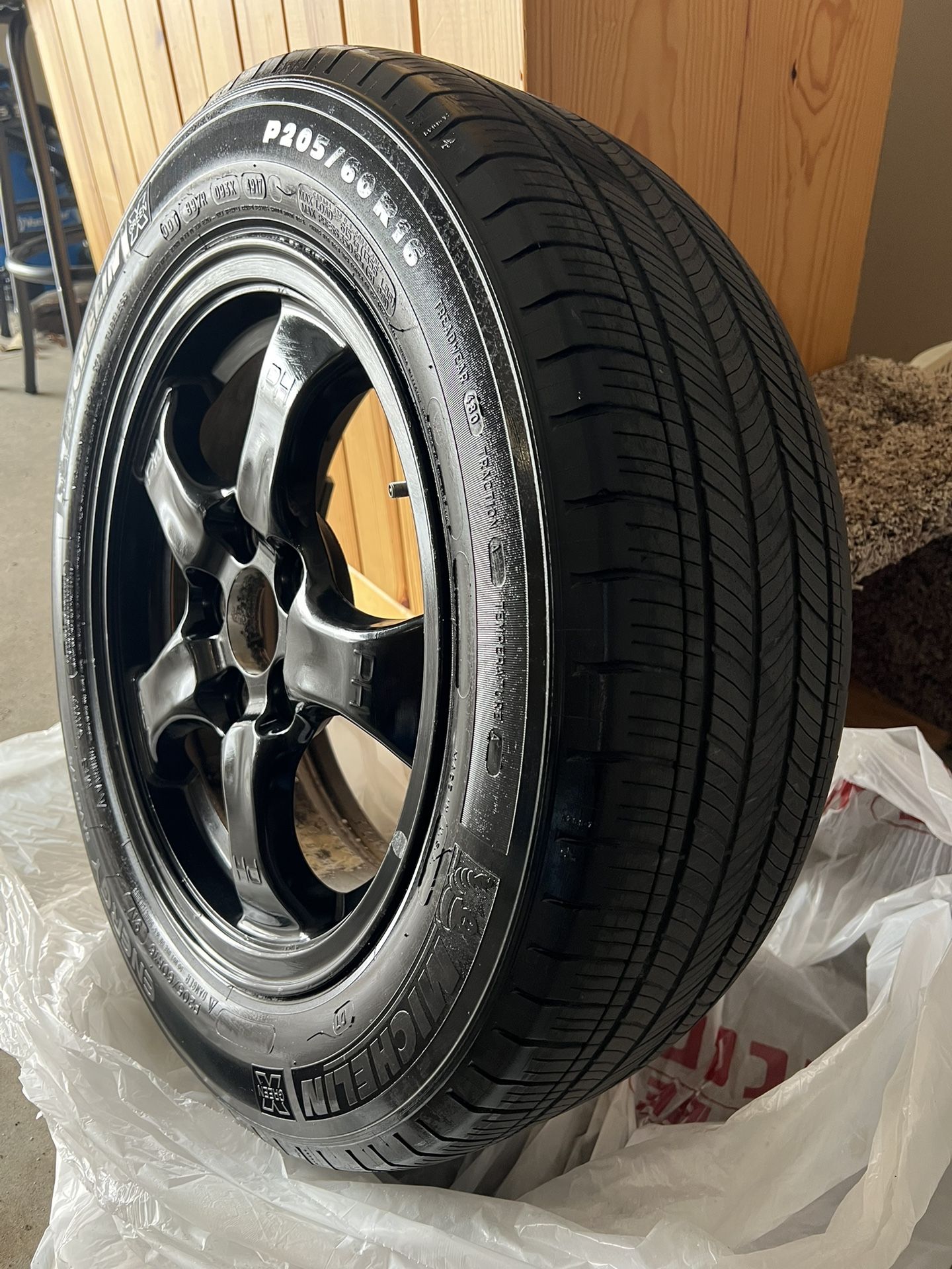 Factory 16” Inch OEM Rims Tires And Hub Caps