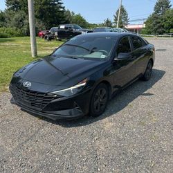 2022 Hyundai Elantra