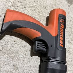 Ramset Mastershot 0.22 Nail gun