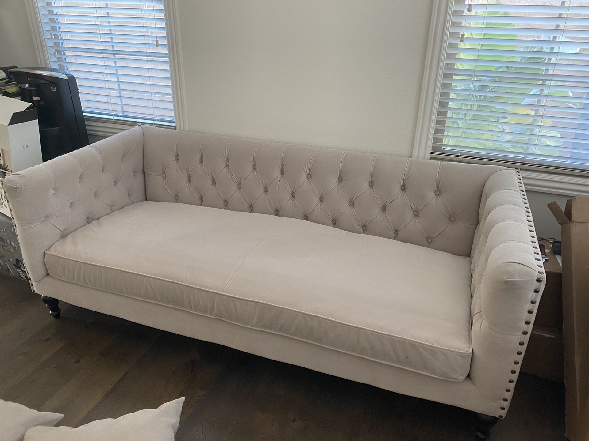 Suede Tufted Couch for Sale in Irvine, CA OfferUp