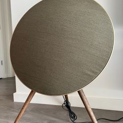 Bang & Olufsen Beoplay A9 