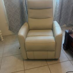 Oyster/Cream Recliner