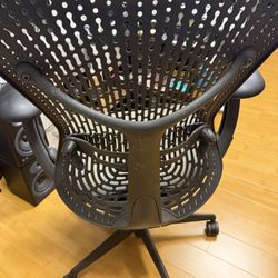 Herman Miller Mirra 2 Office Chair