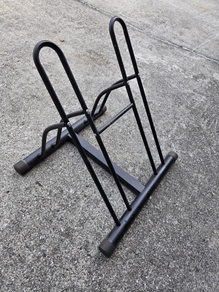 2 Bike Floor Stand