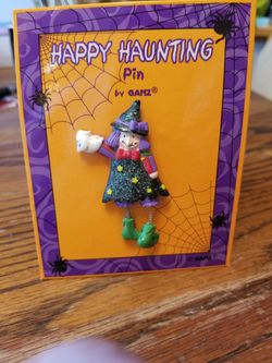 NEW Halloween pin By Ganz
