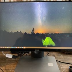 Dell S2317HJ 23" Screen LCD Monitor with Built in Wireless Charging Stand