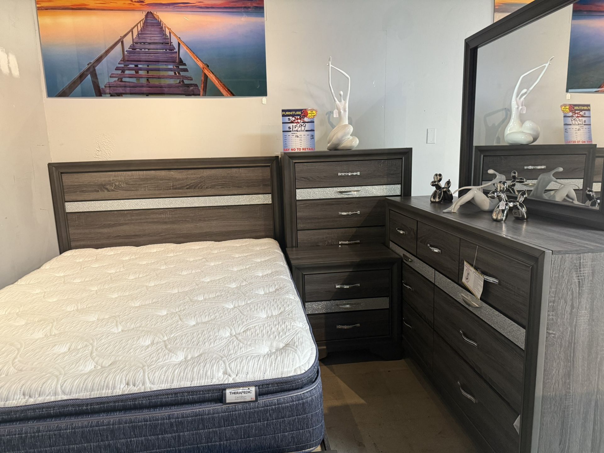 Fall Special Wood 5 Pc Bedroom Set Only $899